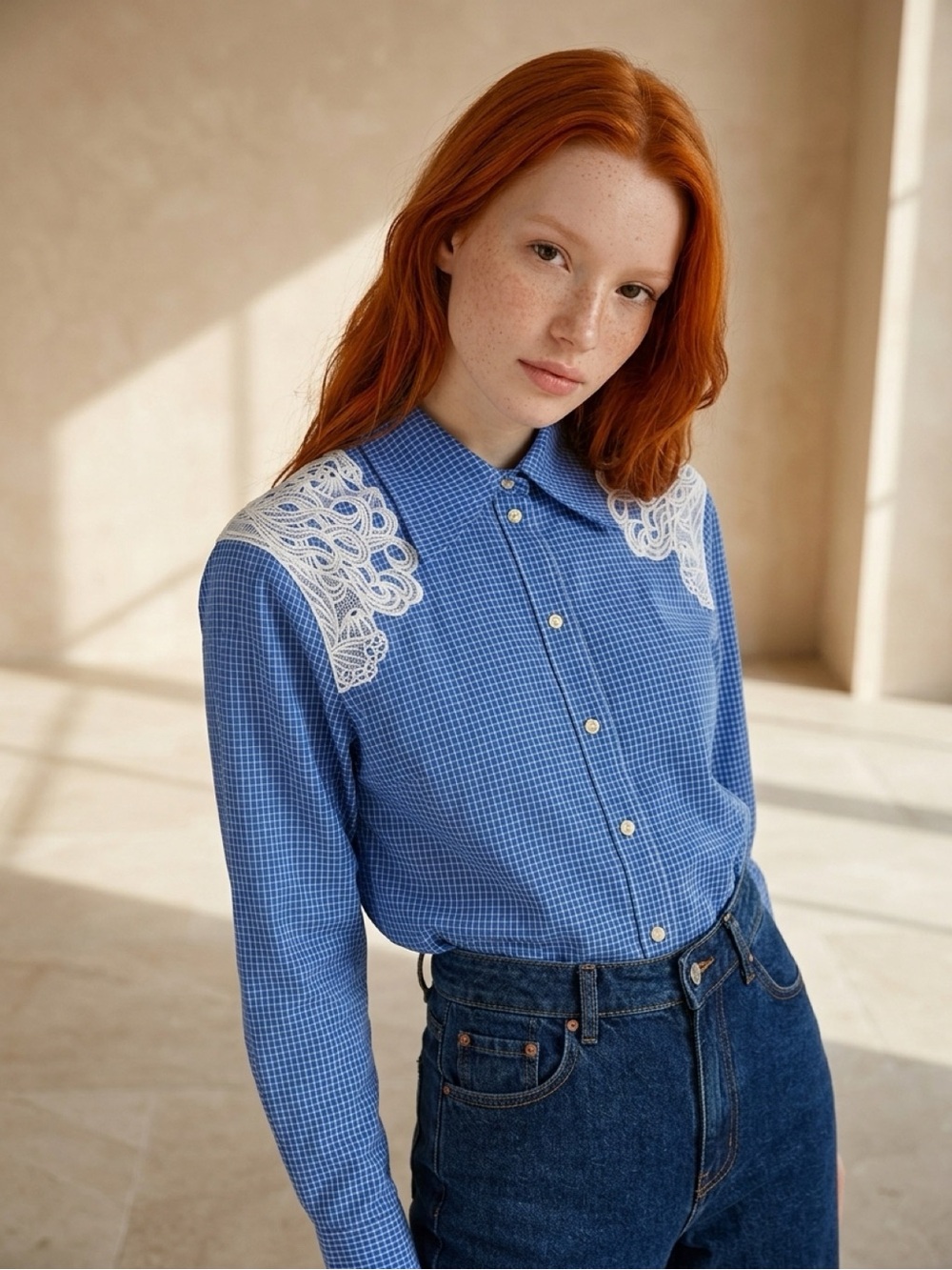 CHLOE button up top with snake lace detail!